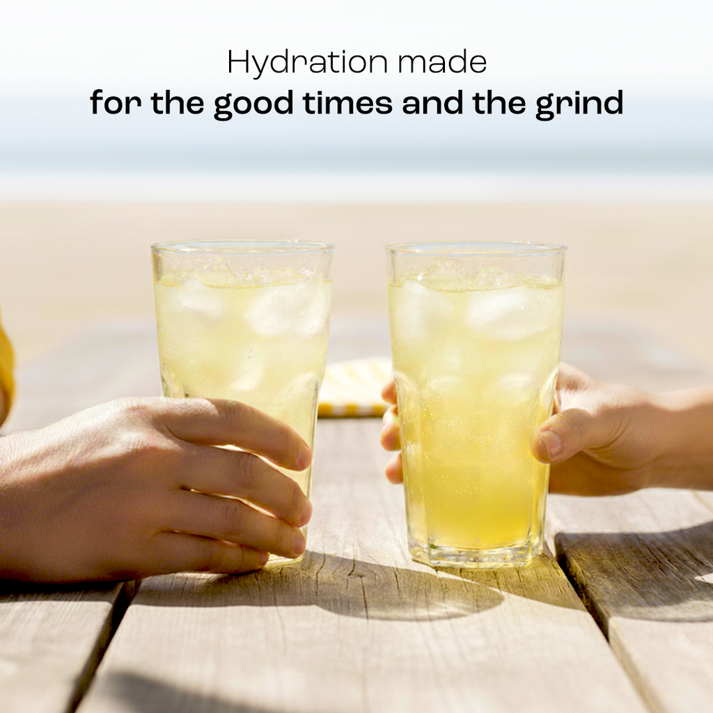 Sugar-Free Electrolyte Recovery Powder for Hydration in refreshing beverages enjoyed on the beach.